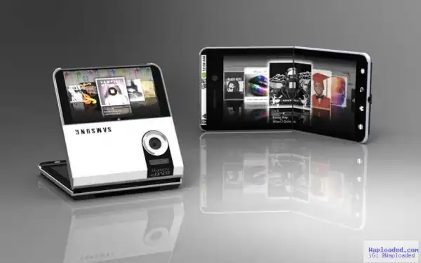 Report: Samsung Will Start Shipping Foldable Smartphones Next Year